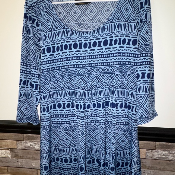 Blue Geometric Pattern Dress - Picture 2 of 5